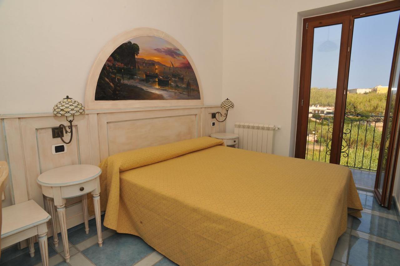 Hotel Isolabella Ventotene Zewnętrze zdjęcie